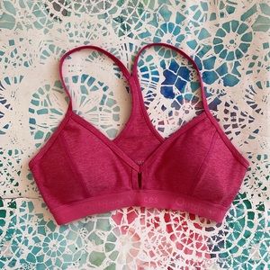Outdoor Voices Steeplechase Bra - Flamingo Pink